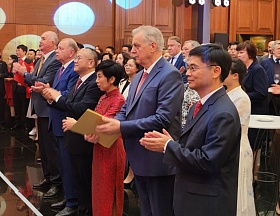 30 сентября 2024 года состоялось торжественное мероприятие, посвященное 75-й годовщине образования КНР. 30 сентября 2024 года состоялось торжественное мероприятие, посвященное 75-й годовщине образования КНР.