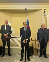 5 февраля 2025 г. в ЛГУ им. А.С.Пушкина состоялось открытие выставки «Злодеяния Киевского неонацистского режима в Курской области»