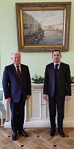 10 апреля 2025 г. и.о. представителя МИД России в Санкт-Петербурге М.Г.Полетаев провёл встречу в Представительстве с Почётным консулом Республики Чили в Санкт-Петербурге И.А.Максимцевым